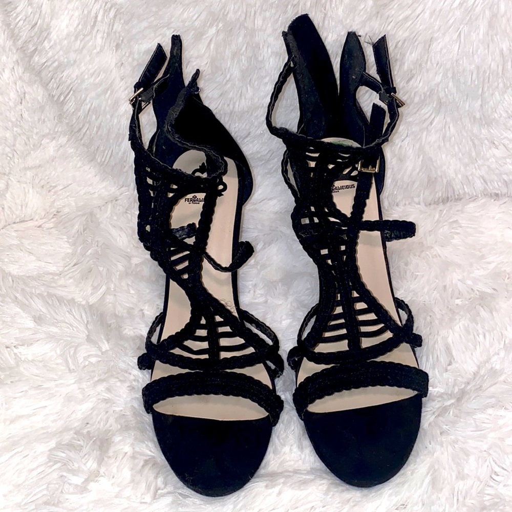 Fergalicious by fergie Miko black size 10 sandals